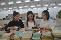 職工書屋，有我一本書