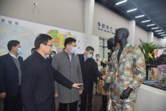 市、區(qū)領(lǐng)導(dǎo)一行蒞臨公司調(diào)研指導(dǎo)